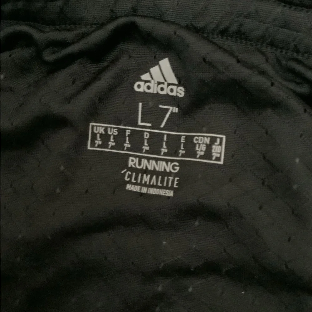Adidas Climalite Camo Running Shorts - Picture 3 of 3